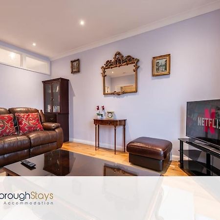 The Loft Apartment סקארבורו מראה חיצוני תמונה